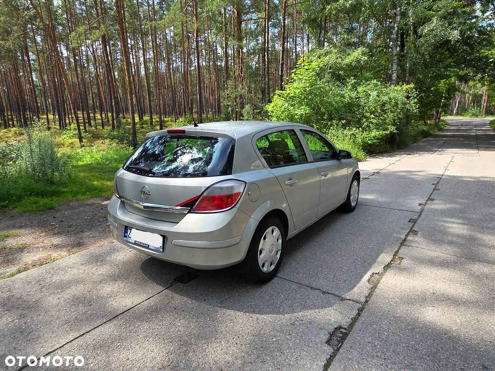 Opel Astra 1.6 Elegance Easytronic - 16
