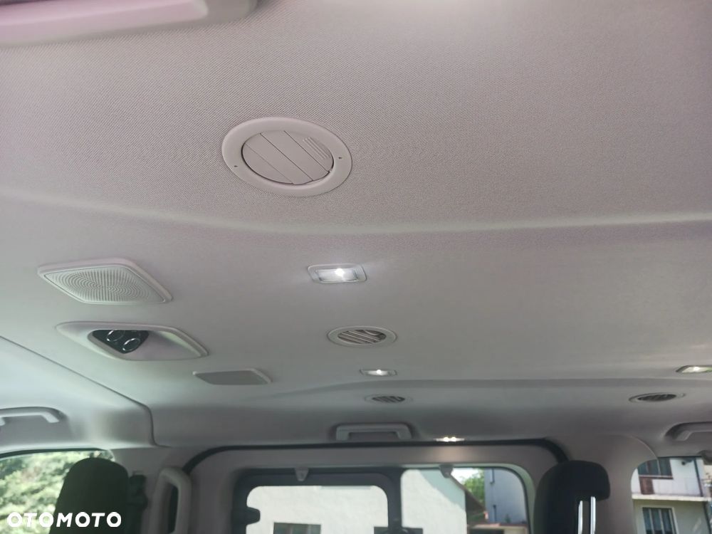 Ford Tourneo Custom 2.0 EcoBlue L1 Titanium - 19