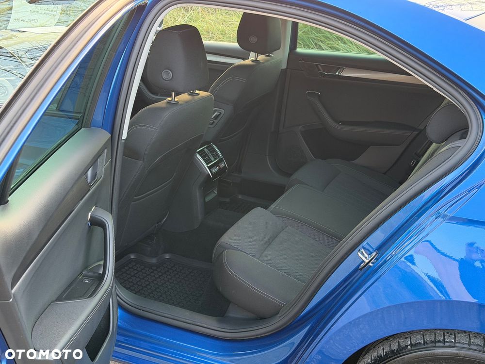 Skoda Superb 2.0 TDI SCR Style DSG - 26