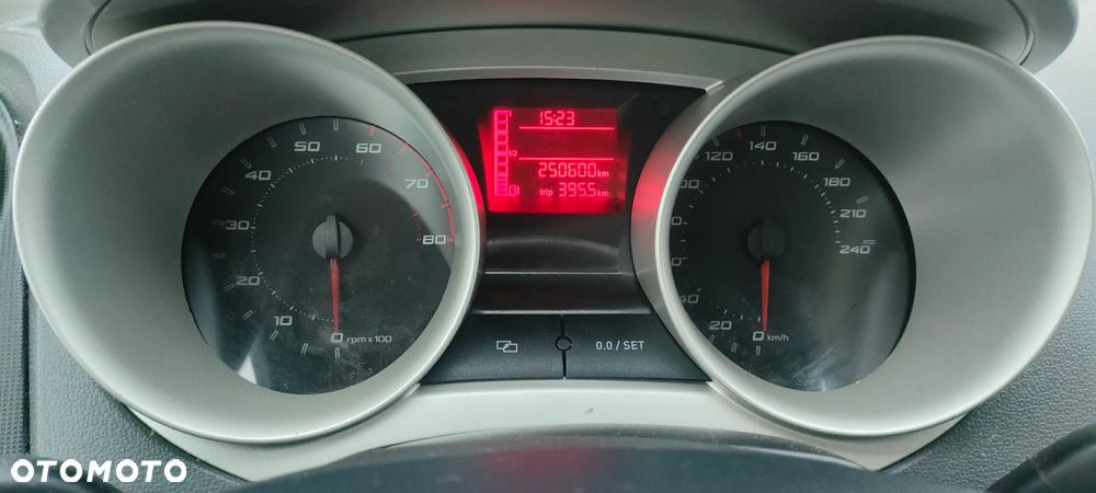 Seat Ibiza 1.4 16V Reference - 11