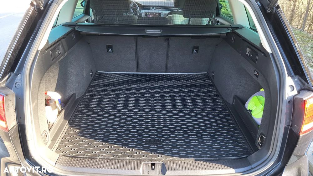 Volkswagen Passat 2.0 TDI SCR DSG Comfortline - 6