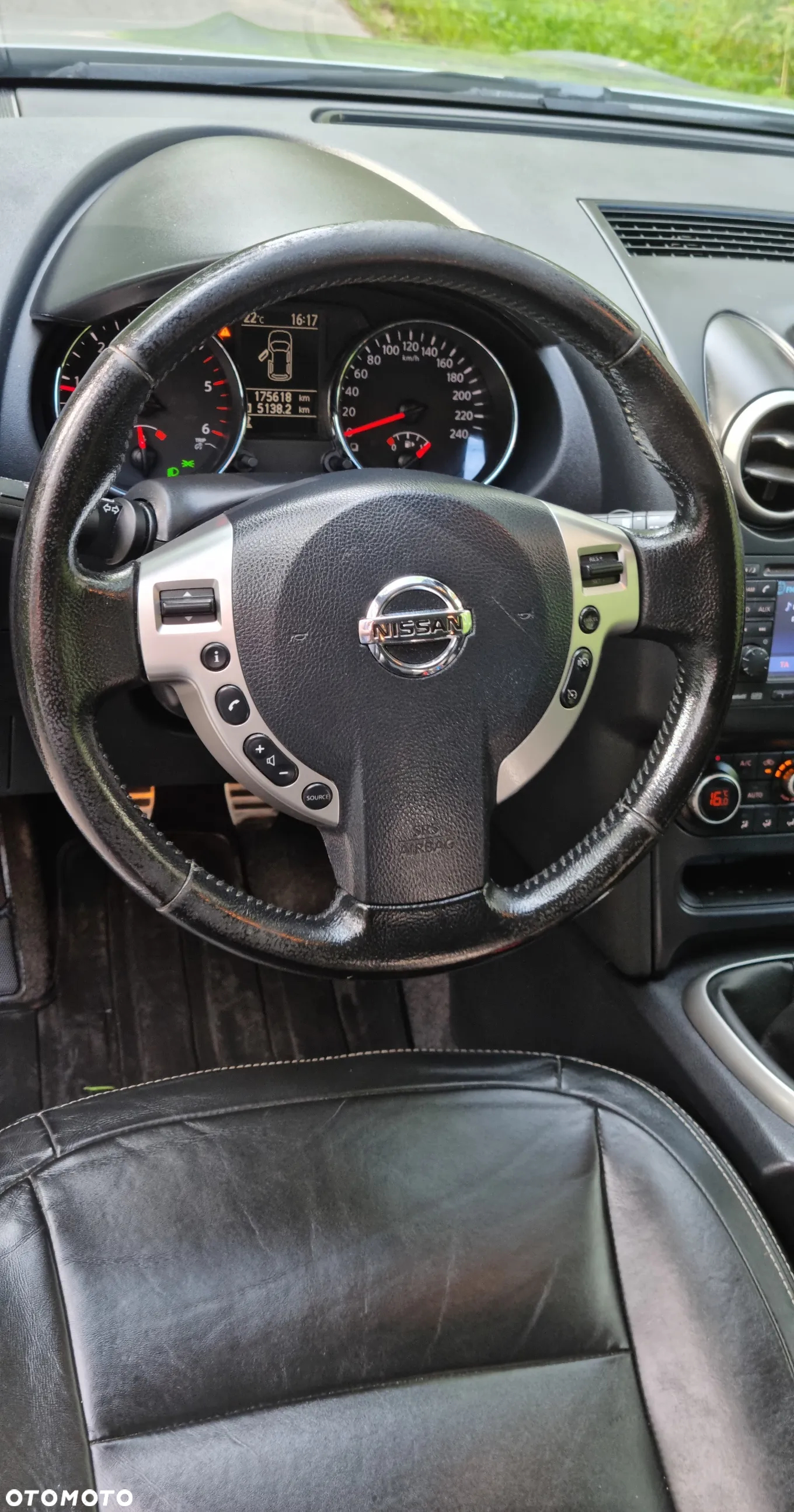 Nissan Qashqai 1.6 DCi N-Connecta - 11