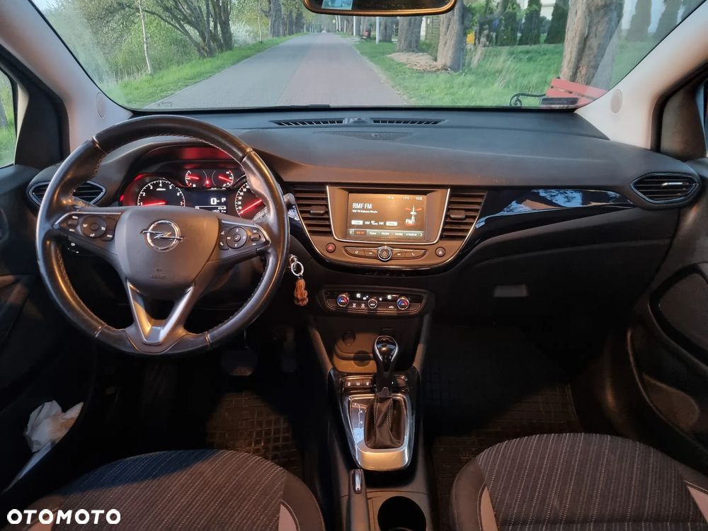 Opel Crossland X 1.2 T GPF Enjoy S&S - 10