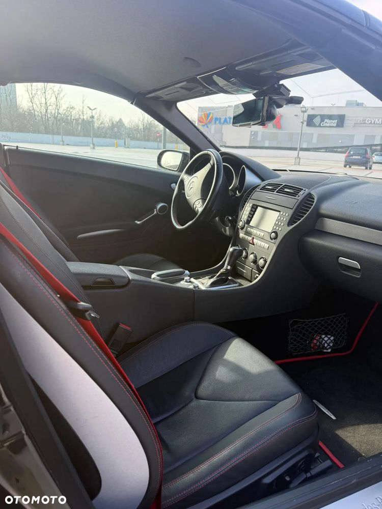 Mercedes-Benz SLK 350 7G-TRONIC Edition 10 - 34