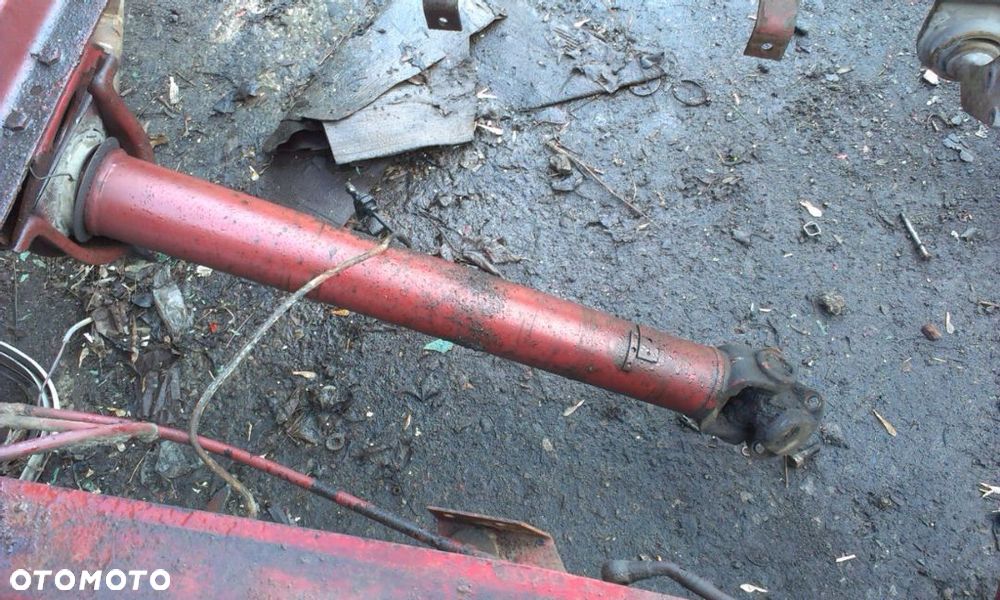 KABINA - Wyposażenia Wnętrza Kabiny - IVECO  MAGIRUS  Turbo ZETA - FOTELE  Kanapa  4-osobowa - Tapicerka  Boczki  Plastiki  Podsufitka -  WSZYSTKIE  CZĘŚCI  WSZYSTKIE  CZĘŚCI  79-12 , 80-13 , 59-12 , 79-10 , 59-10 , Volkswagen VW LT-80 , MAN  KABINA na części - Drzwi + Pas przedni + BOK + dach , Sciana tylna Grodziowa - 7