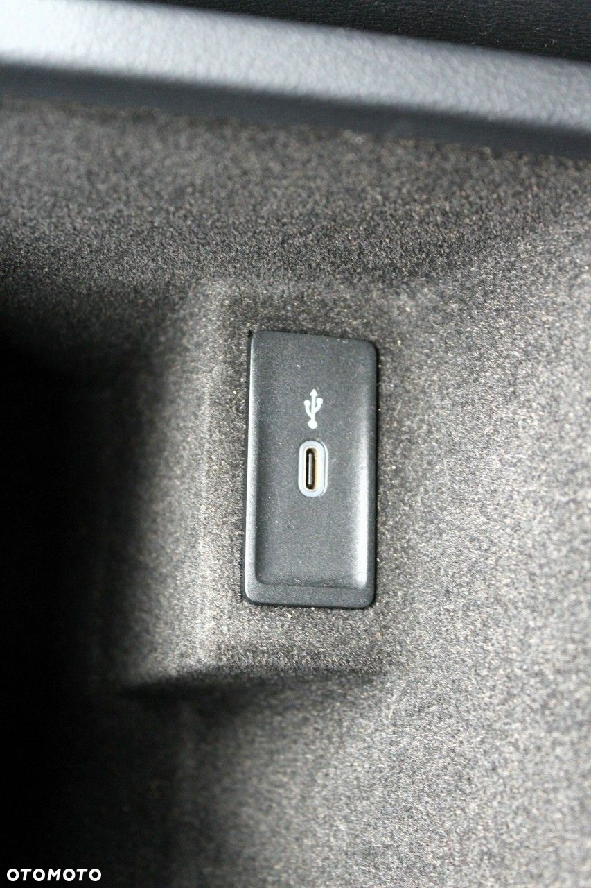 Volkswagen Passat 1.5 TSI EVO Essence - 29