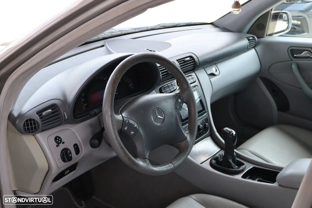 Mercedes-Benz C 220 T CDI Avantgarde - 16
