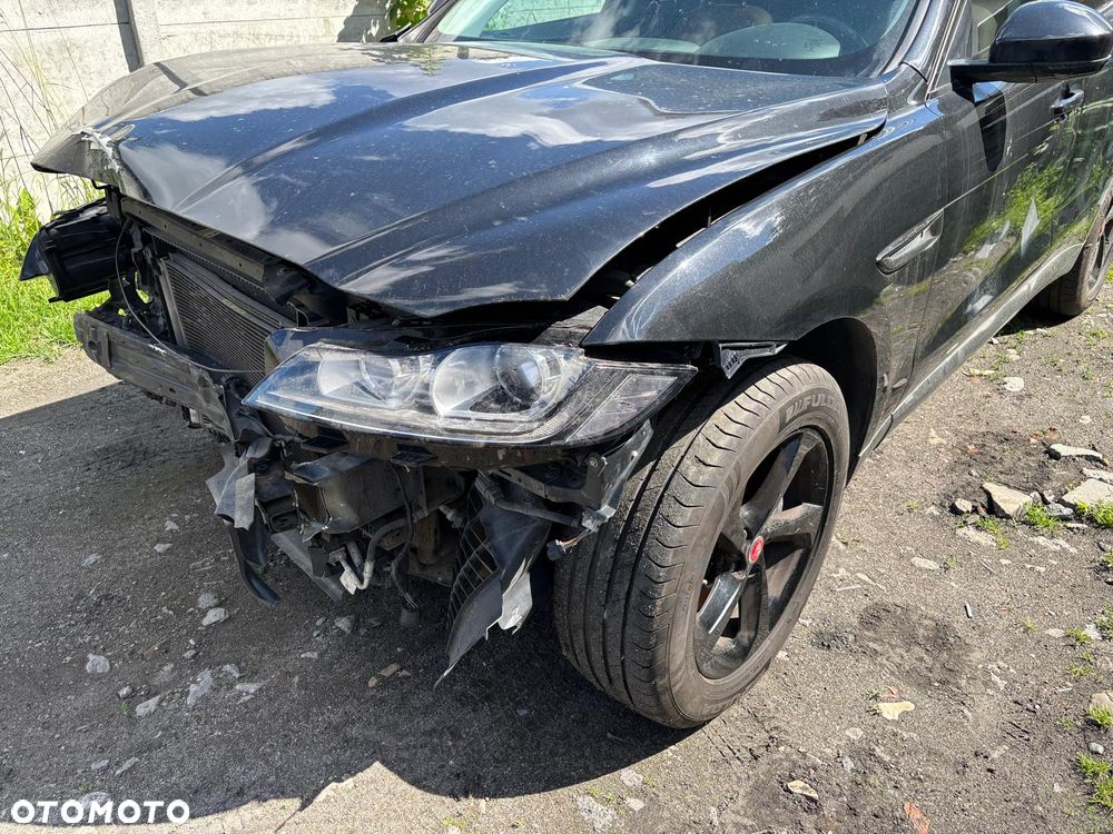 Jaguar F-Pace 20d AWD Prestige - 12