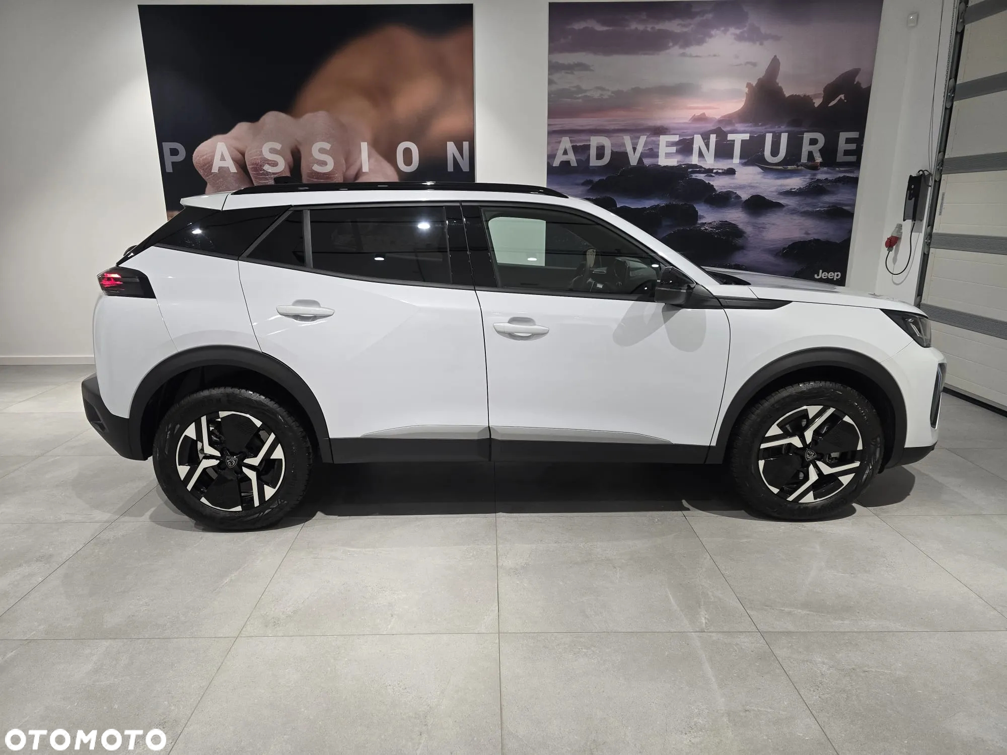 Peugeot 2008 PureTech mHEV Allure e-DCS6 - 11