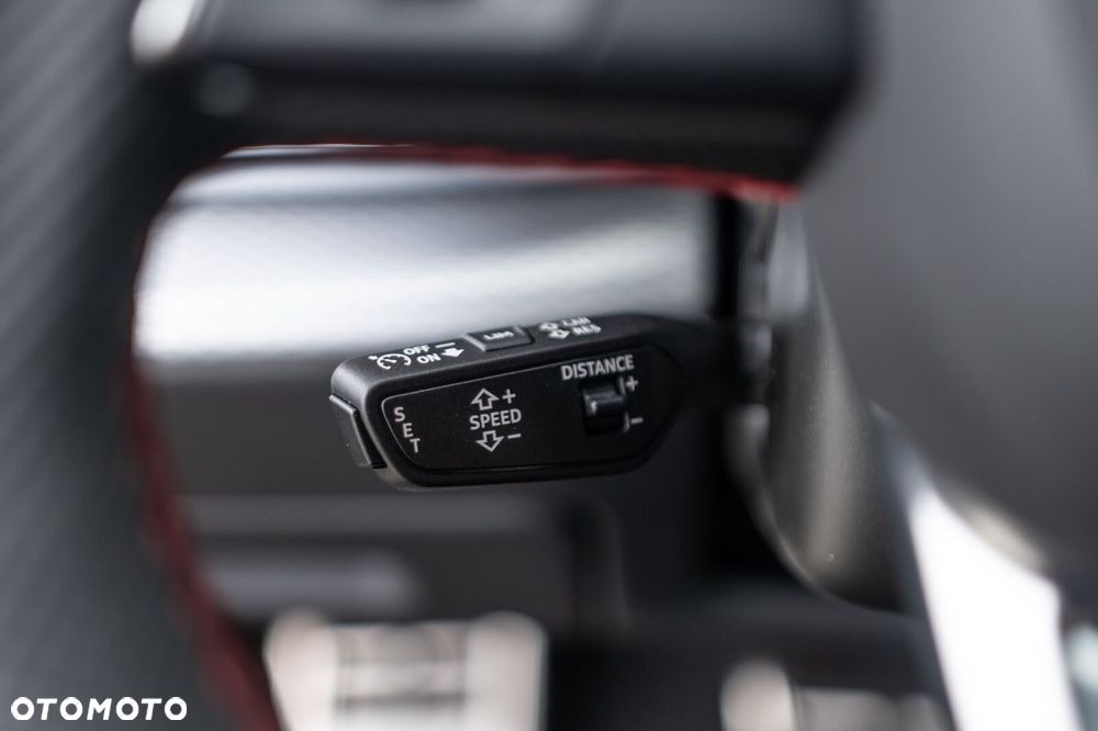 Audi SQ8 - 25