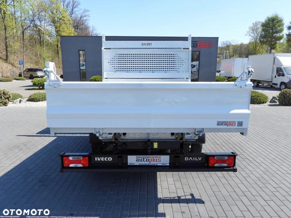 Iveco DAILY 35C14 WYWROTKA PODWÓJNA KABINA DOKA 6 MIEJSC TEMPOMAT BLIŹNIACZE KOŁA KLIMATYZACJA  140KM - 10