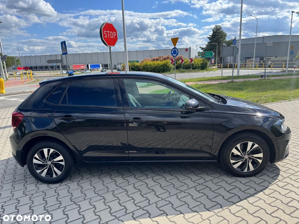 Volkswagen Polo - 4