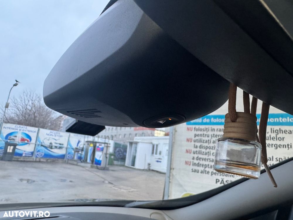 Renault Grand Scenic - 19