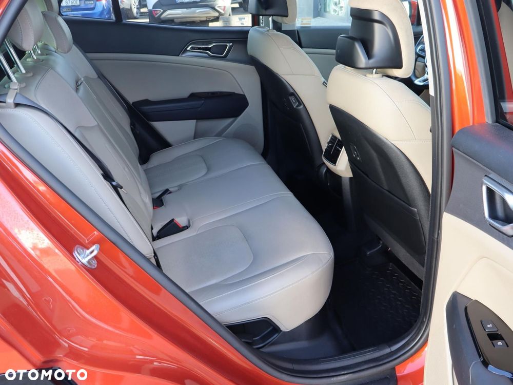 Kia Sportage 1.6 T-GDI HEV Business Line 2WD - 7