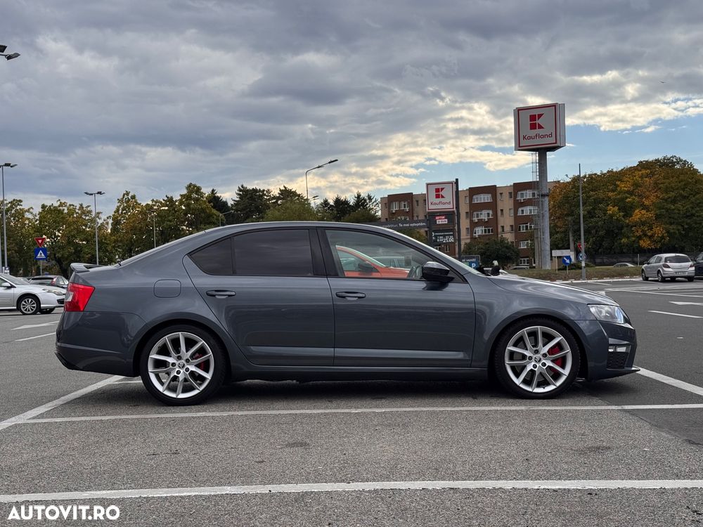 Skoda Octavia 2.0 TDI RS - 2