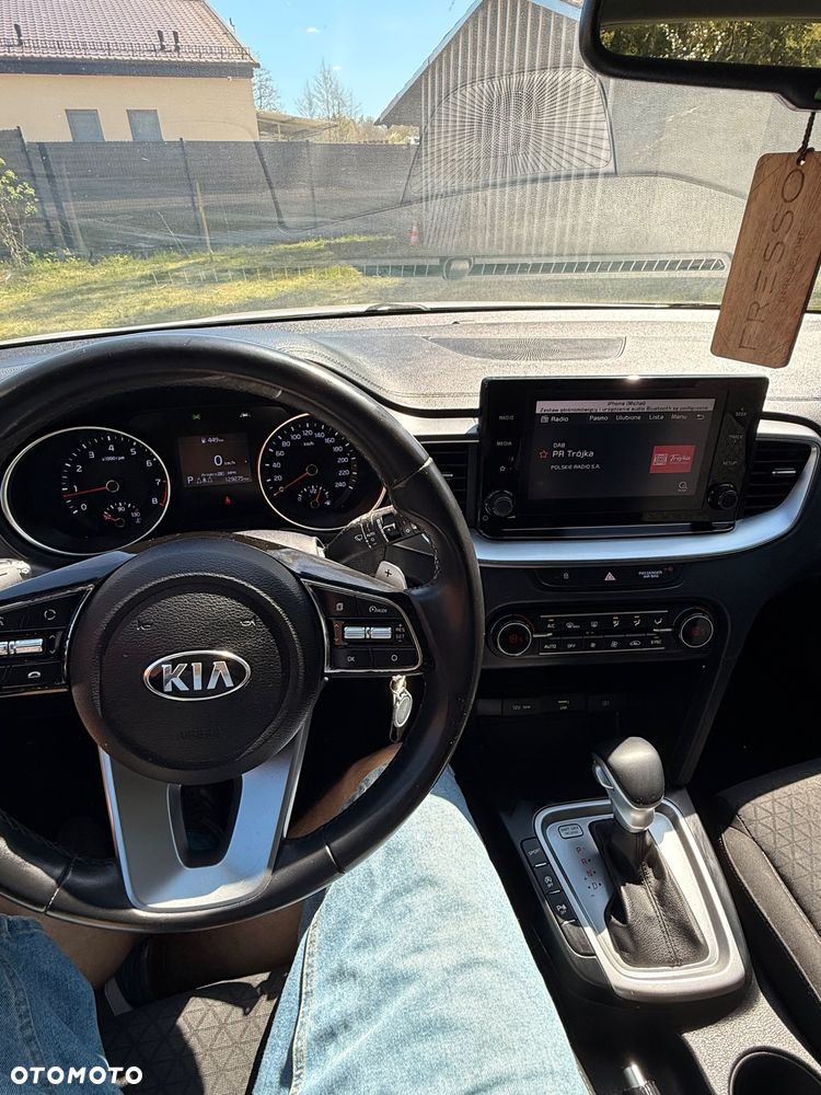 Kia Ceed 1.5 T-GDI M DCT - 12