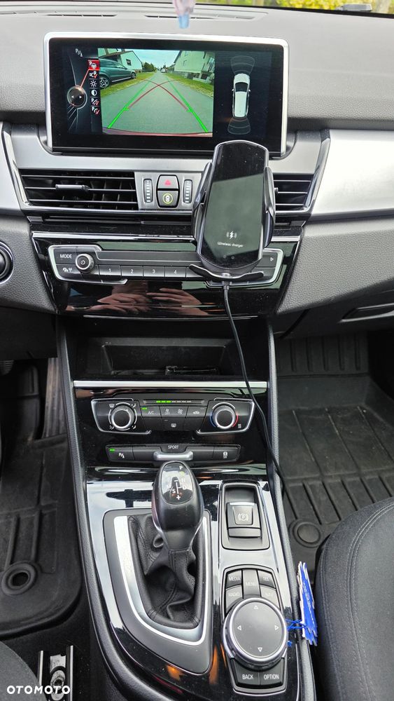 BMW Seria 2 218d GT - 8