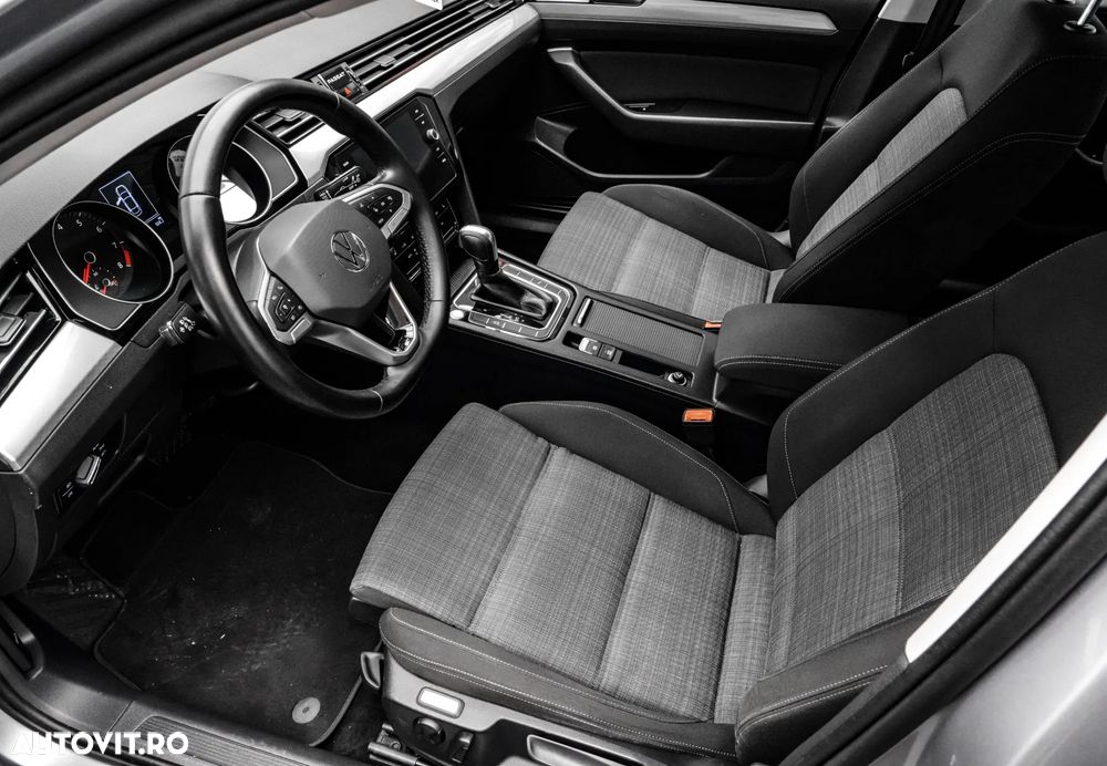 Volkswagen Passat 1.5 TSI ACT DSG Comfortline - 11