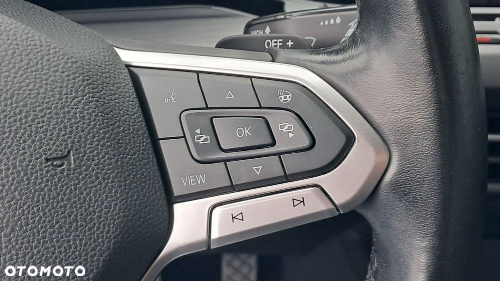 Volkswagen Golf 1.5 eTSI EVO Style DSG - 18