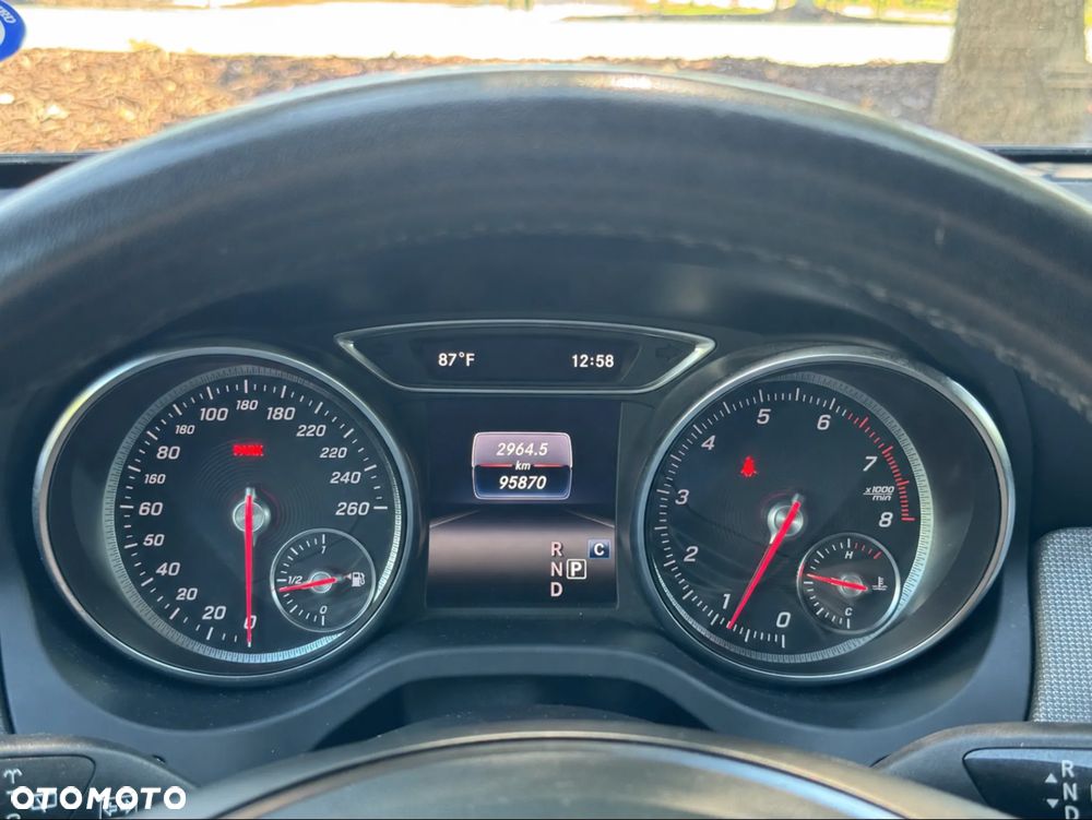 Mercedes-Benz GLA 250 4Matic 7G-DCT AMG Line - 17
