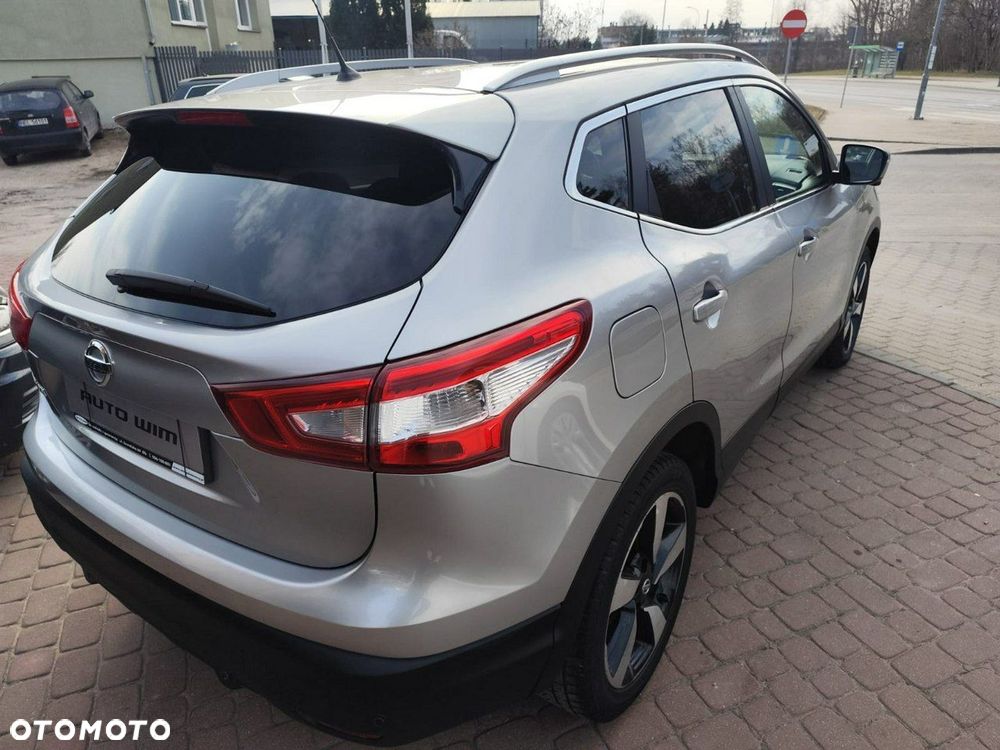 Nissan Qashqai 1.2 DIG-T N-Connecta EU6 - 12