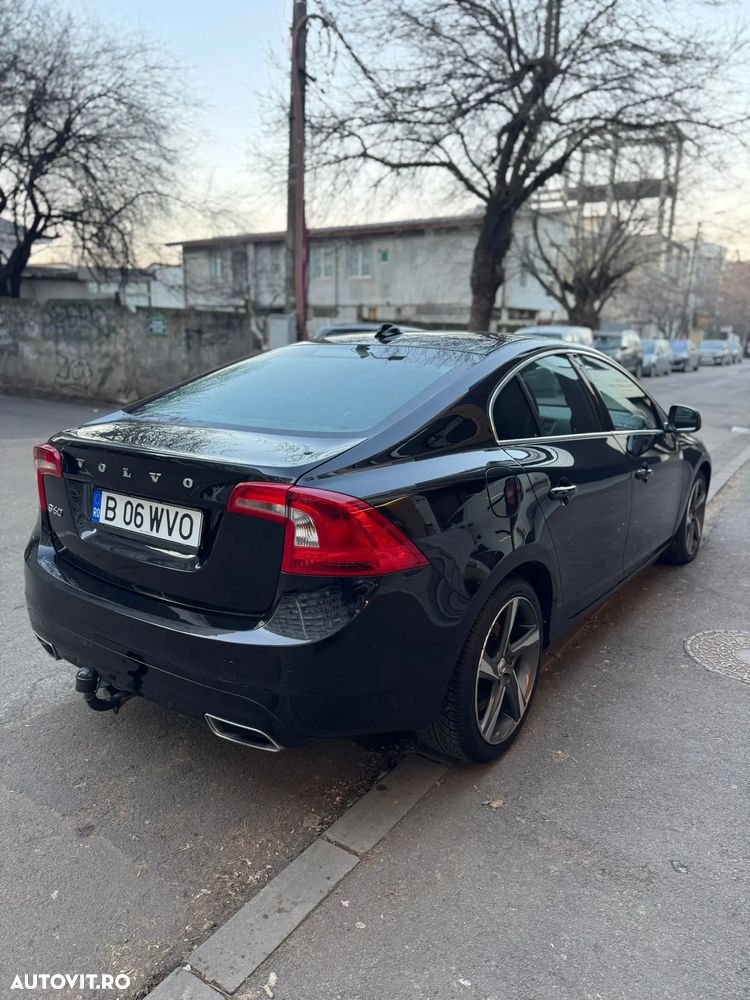 Volvo S60 D4 Geartronic RDesign - 3