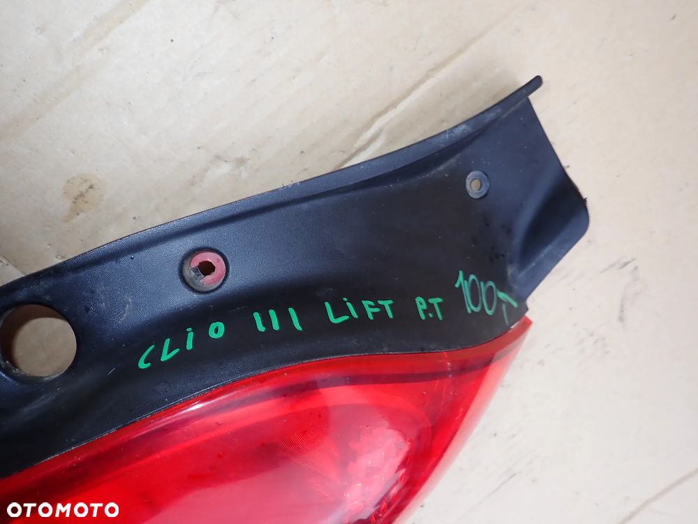 RENAULT CLIO III LIFT LAMPA PRAWY TYŁ - 2
