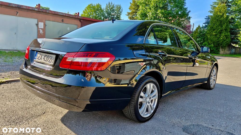 Mercedes-Benz Klasa E 220 CDI 7G-TRONIC - 4