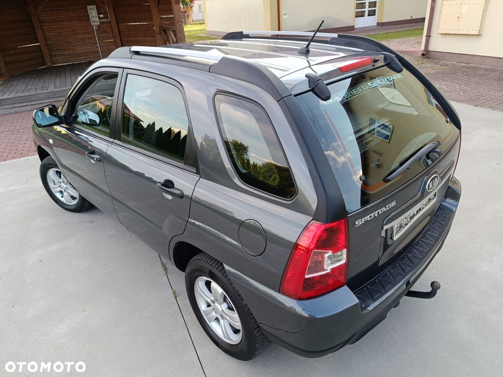 Kia Sportage 2.0 Tour 2WD - 26