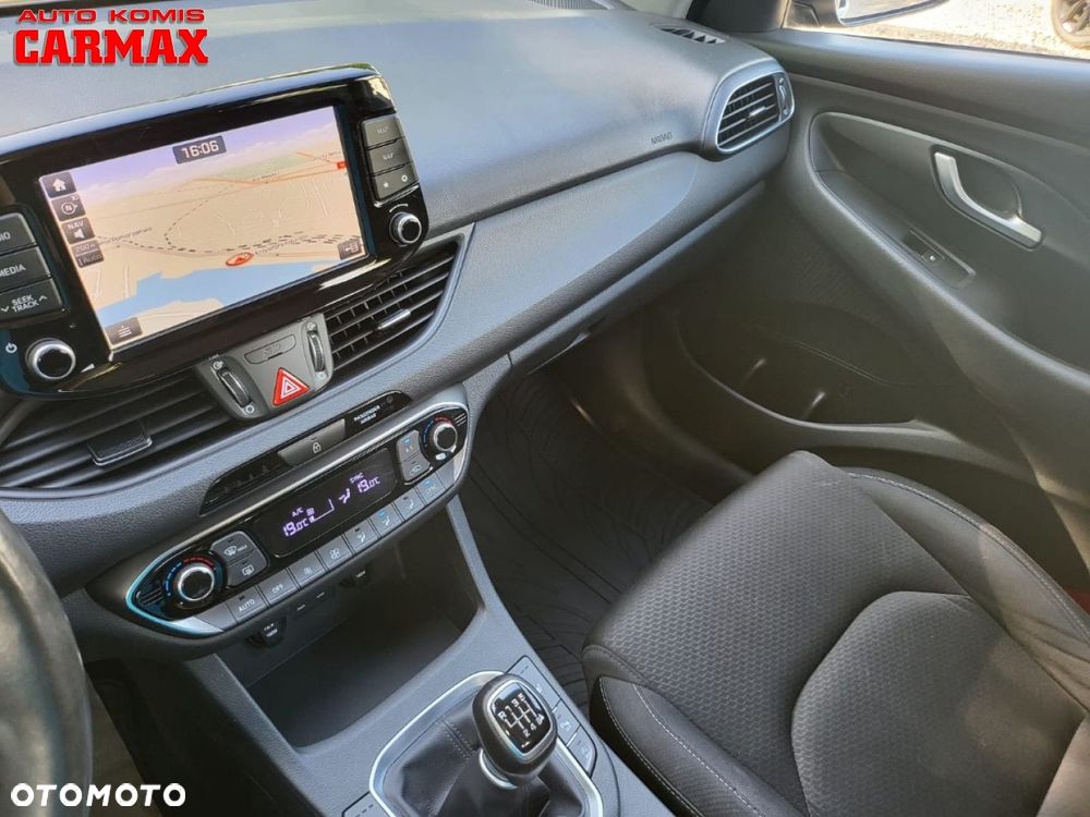 Hyundai i30 - 27