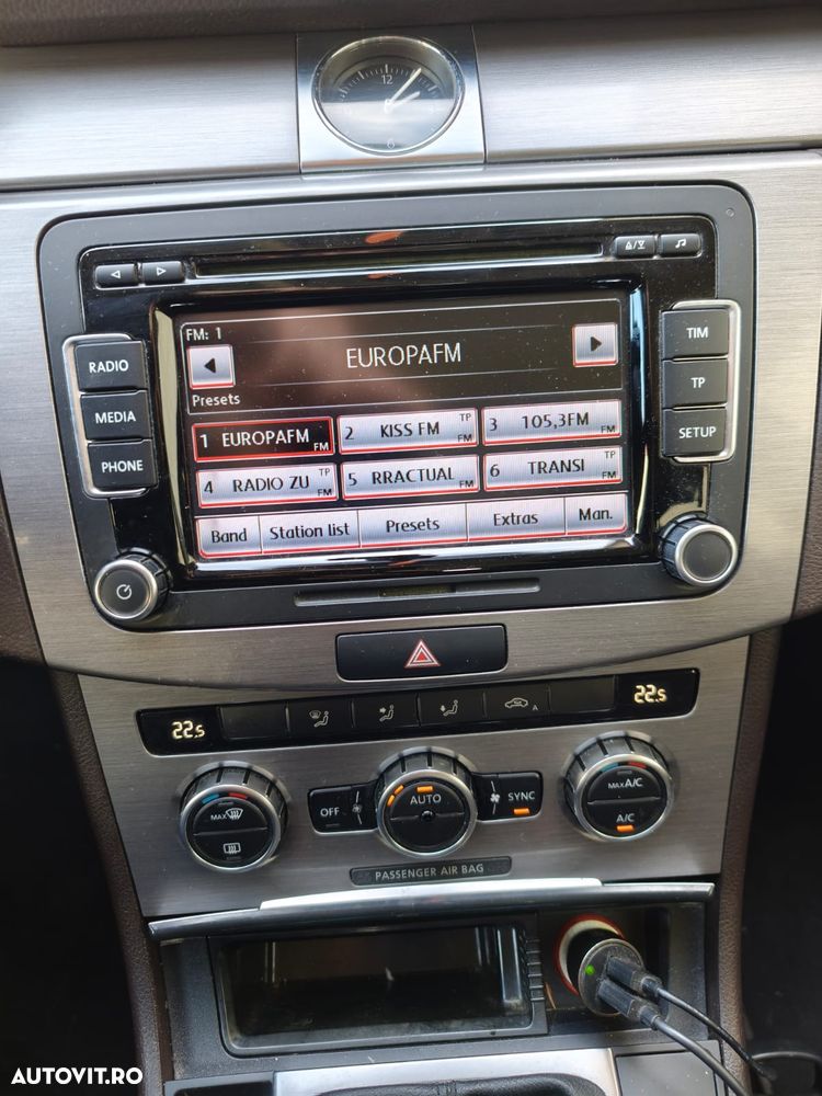 Volkswagen Passat 1.6 TDI BlueMotion Technology Comfortline - 20