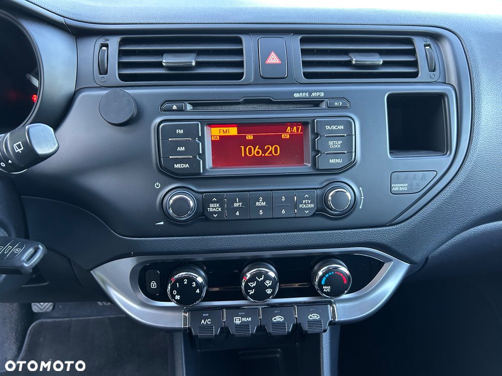 Kia Rio 1.4 Spirit - 21
