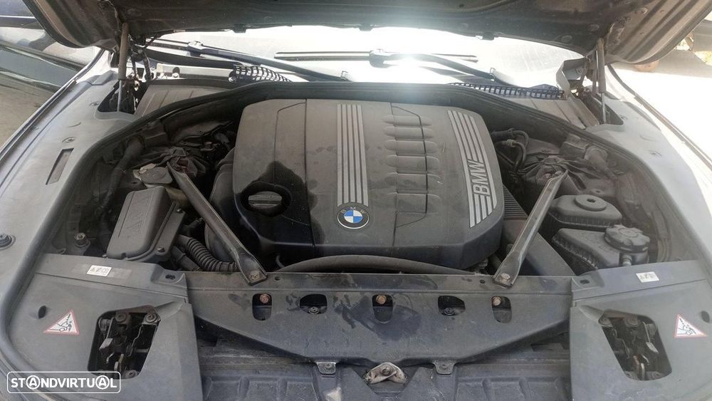 BOMBA DE INJEÇÃO BMW SERIE 7 - 1