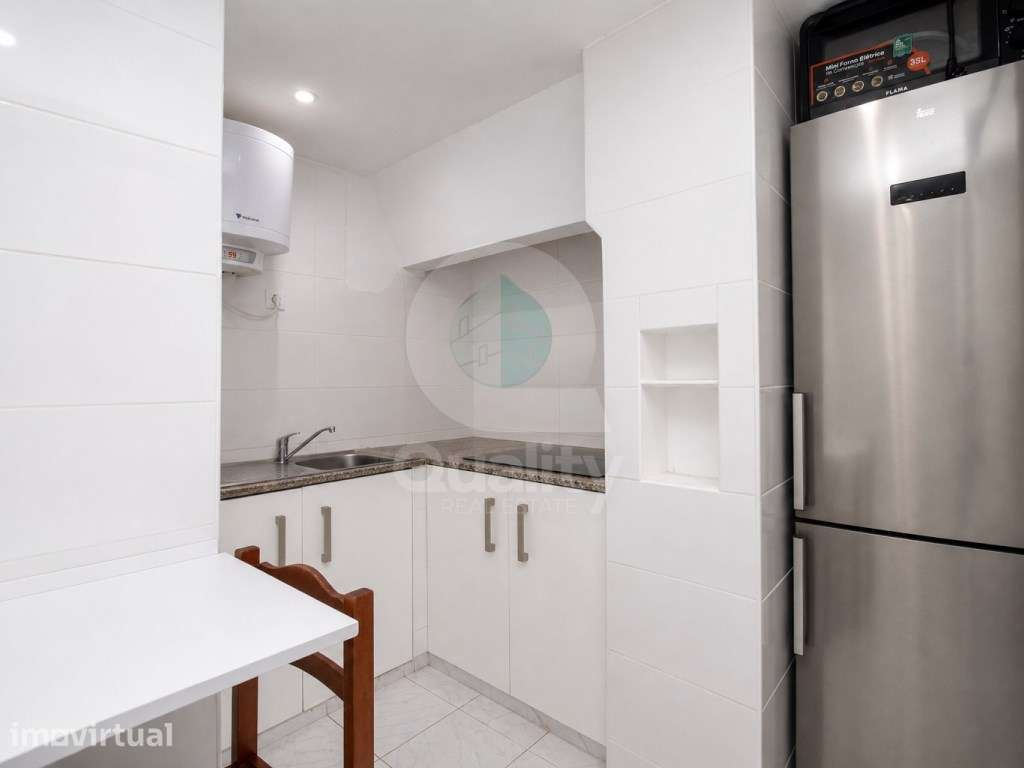 Apartamento T1+1 para Venda no Barreiro - Excelente Oportunidade de... - Grande imagem: 2/25