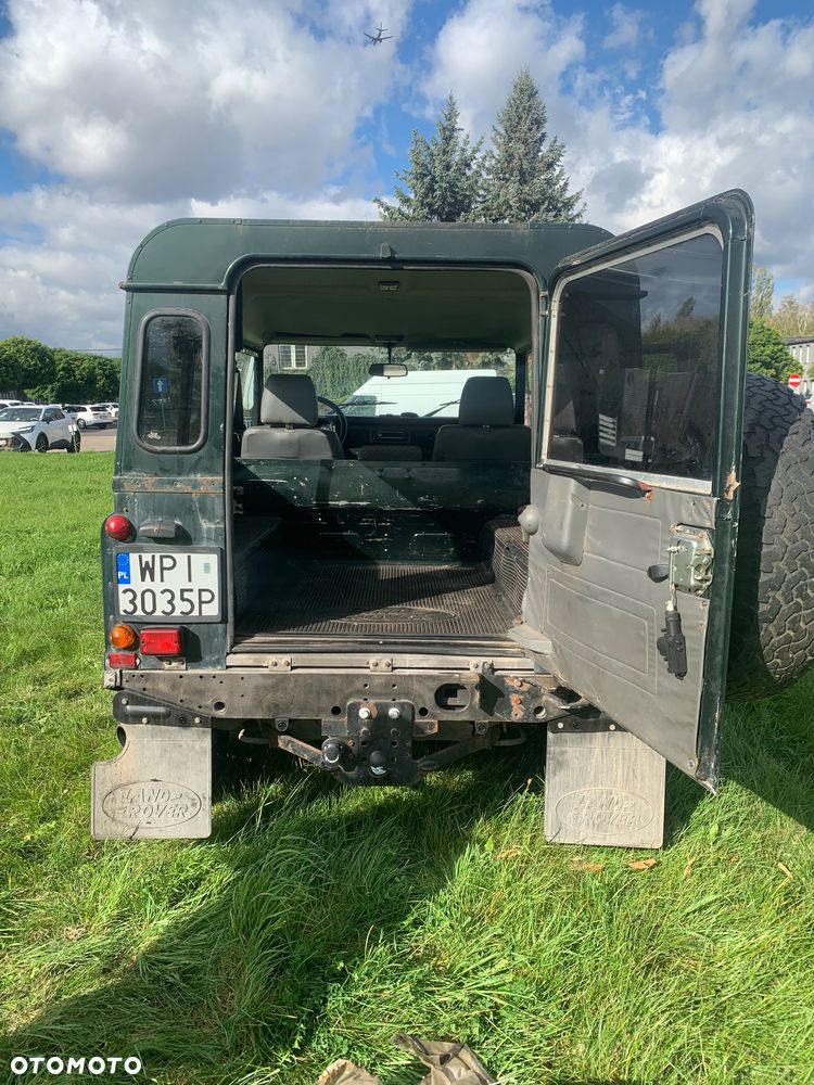 Land Rover Defender - 10