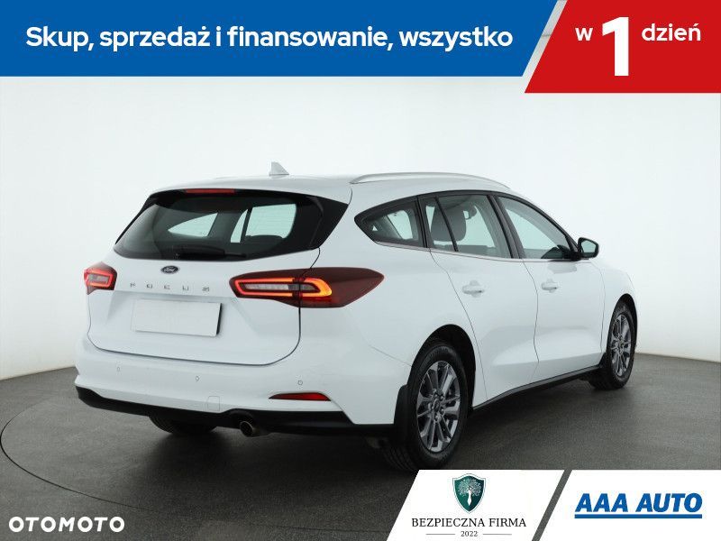 Ford Focus SW - 7