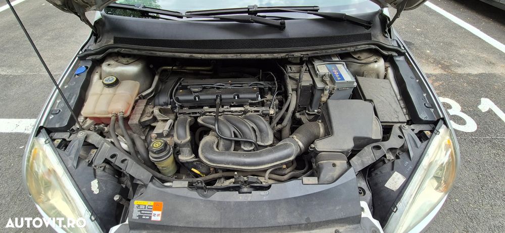 Ford Focus - 11