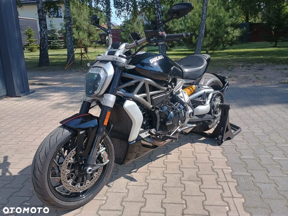 Ducati Diavel - 1