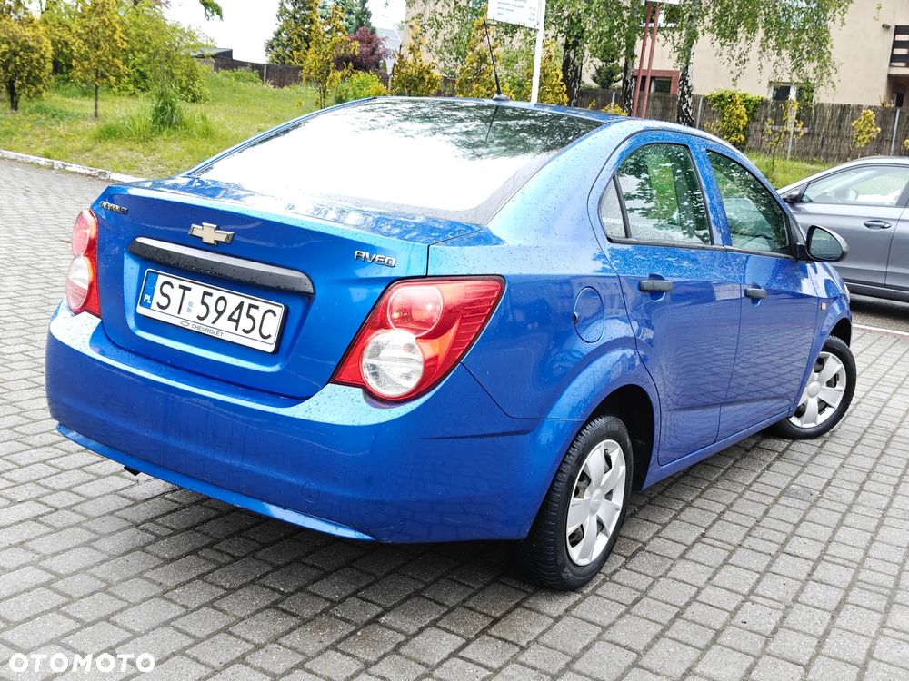 Chevrolet Aveo - 3