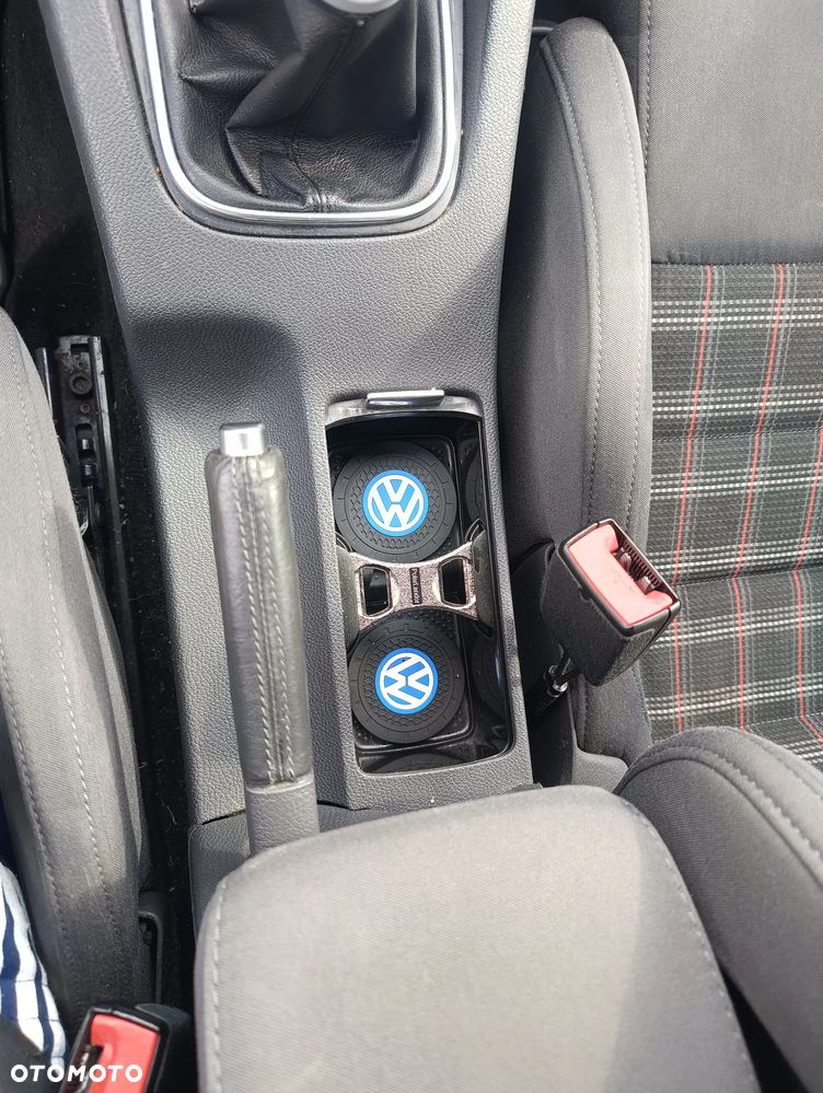 Volkswagen Golf 2.0 GTI - 9