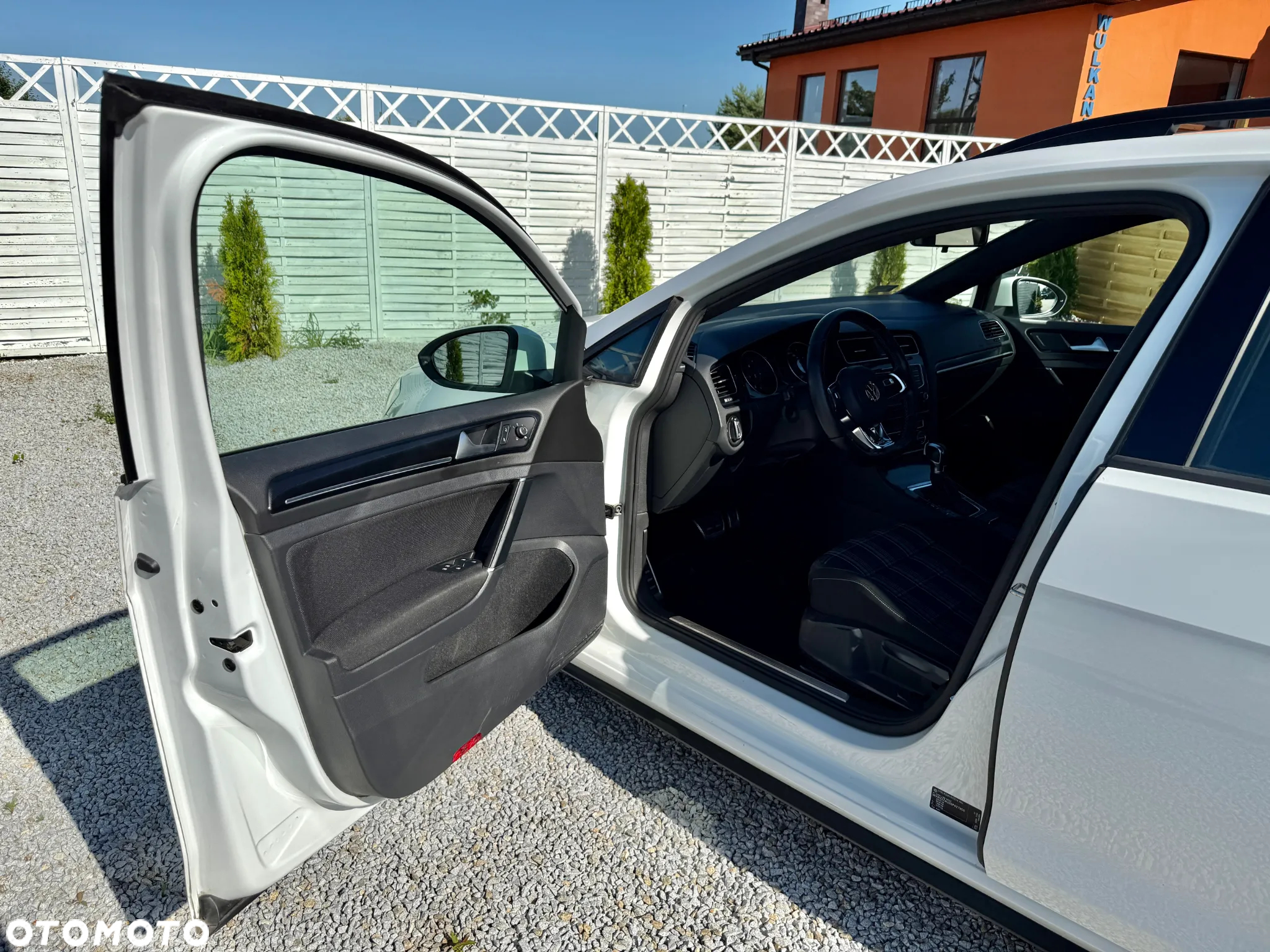 Volkswagen Golf GTD 2.0 TDI SCR DSG - 32