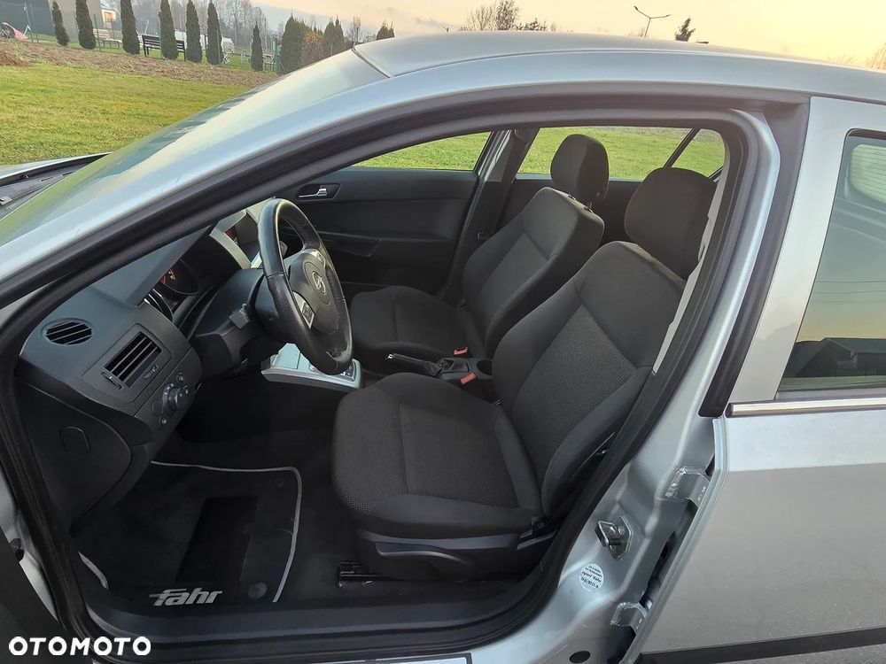 Opel Astra - 11