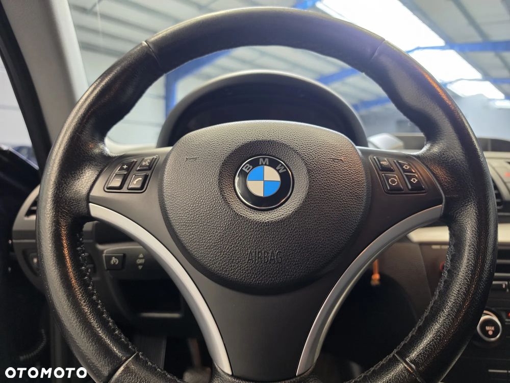 BMW Seria 1 118i - 33