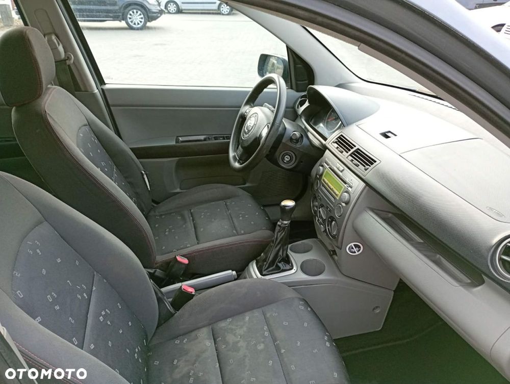 Mazda 2 - 9