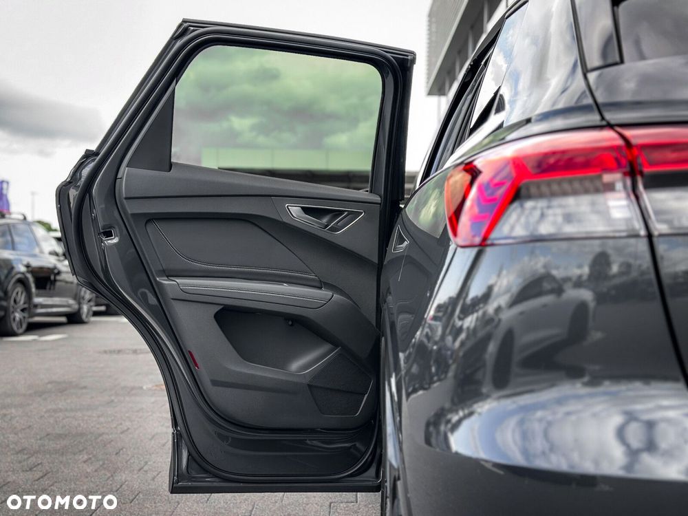 Audi Q4 e-tron - 41