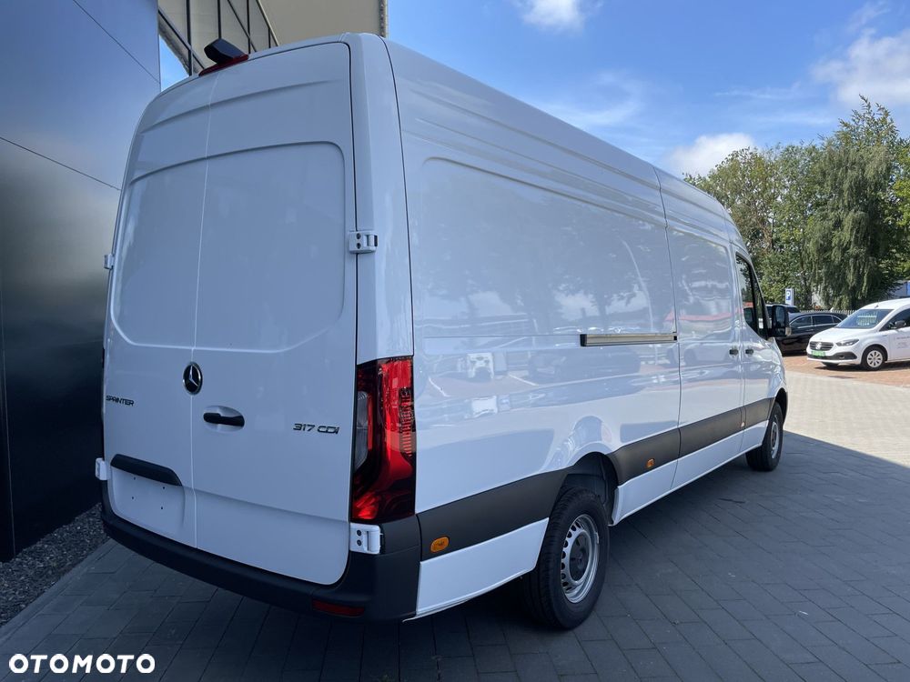Mercedes-Benz Sprinter 317 CDI KA OM654 - 3