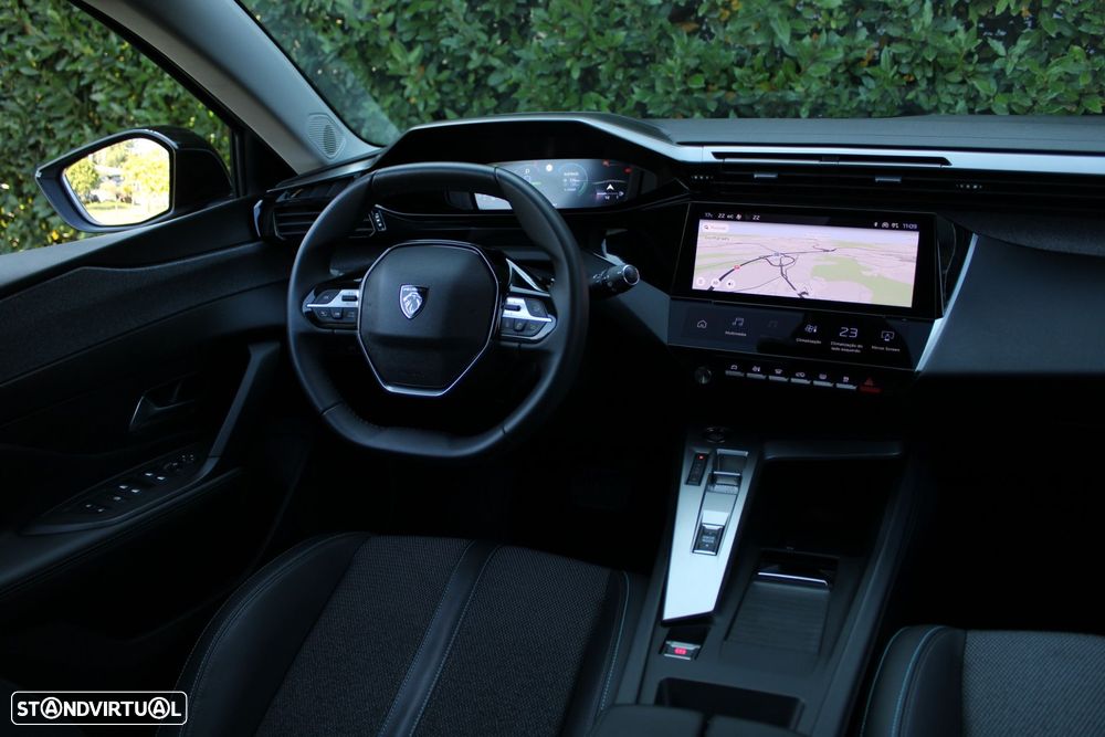 Peugeot 308 1.6 Hybrid Allure Pack e-EAT8 - 22
