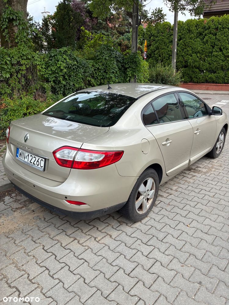 Renault Fluence 1.6 16V Expression - 4