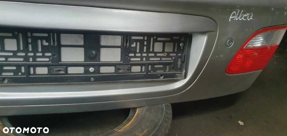 Fiat Albea Sedan Klapa bagażnika - 5