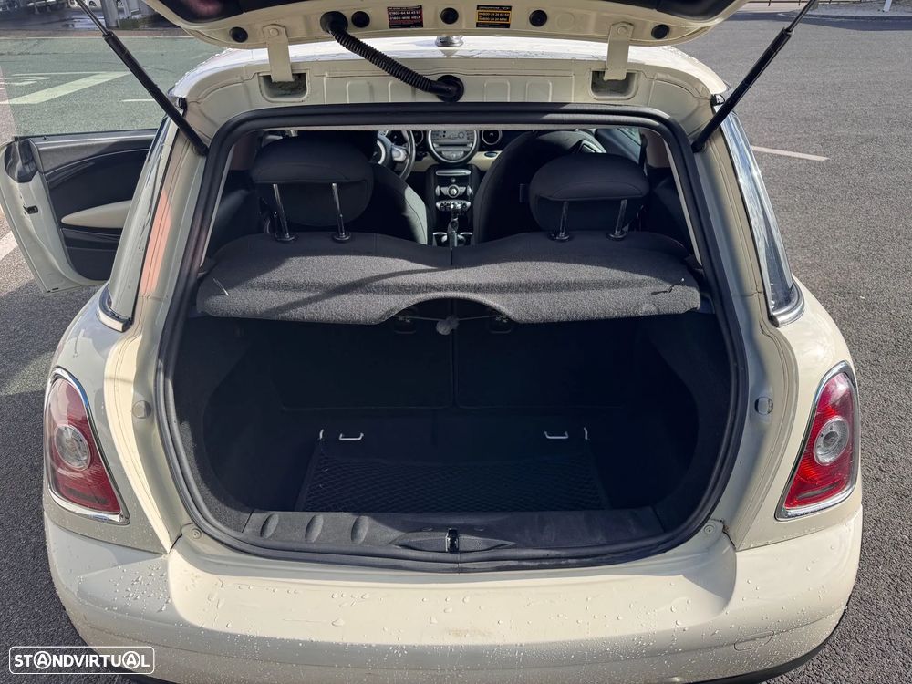 MINI 3 Portas Cooper D - 8